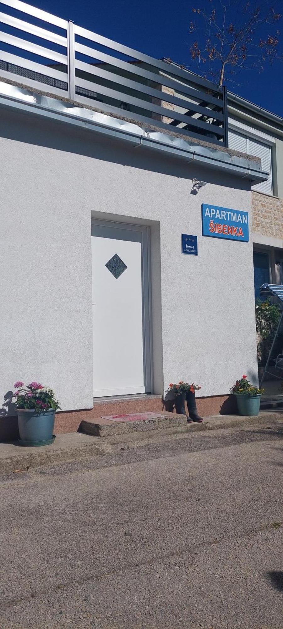 Apartman Sibenka Šibenik Exteriör bild
